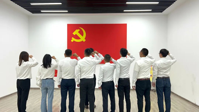 1728895716896064.jpg 4.jpg