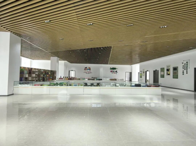 1761698776613727.jpg 2.jpg